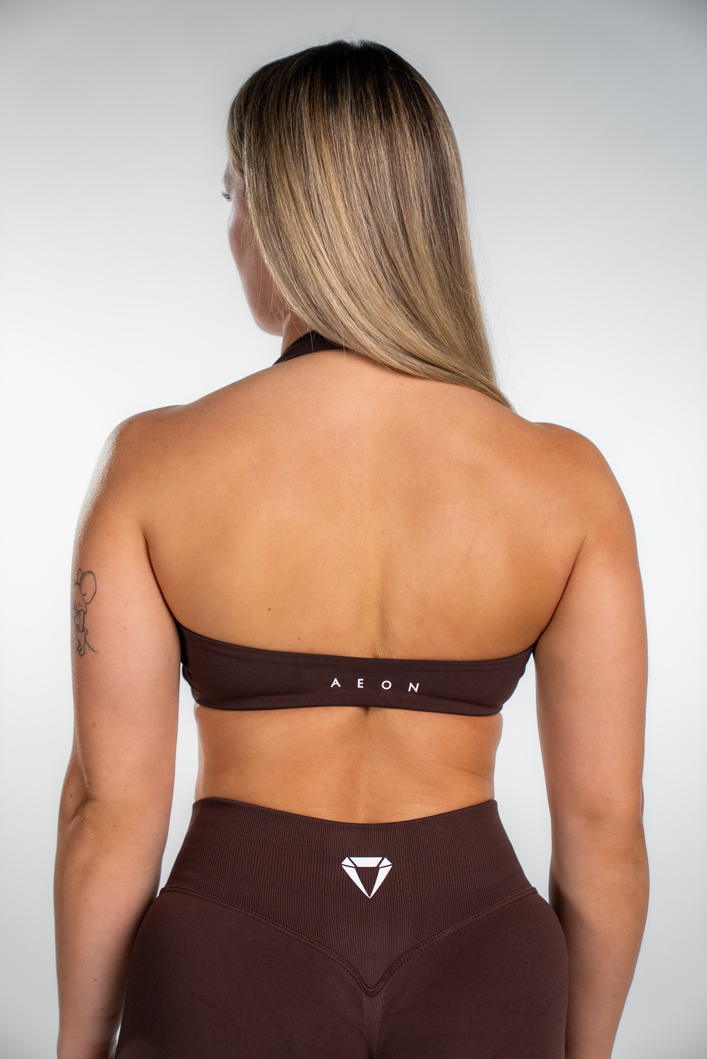 MOTION BEŠAVNI HALTER NECK GRUDNJAK V2