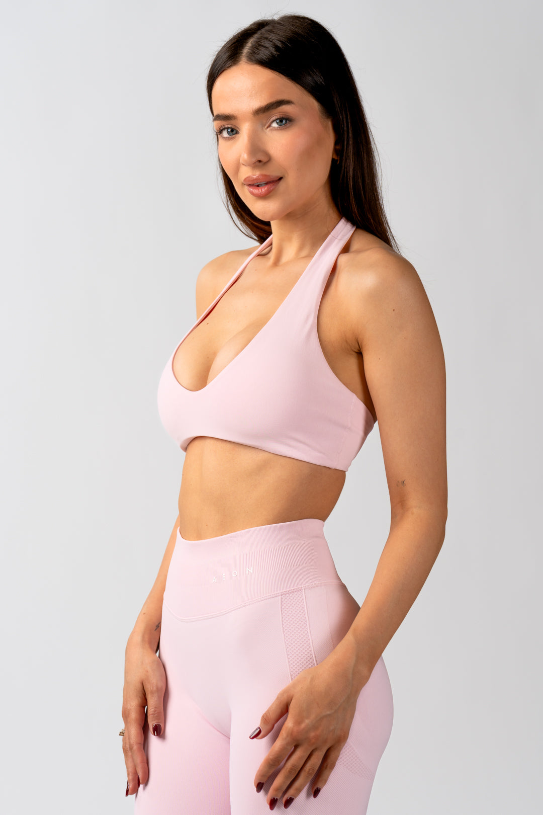 MOTION BEŠAVNI HALTER NECK GRUDNJAK V2