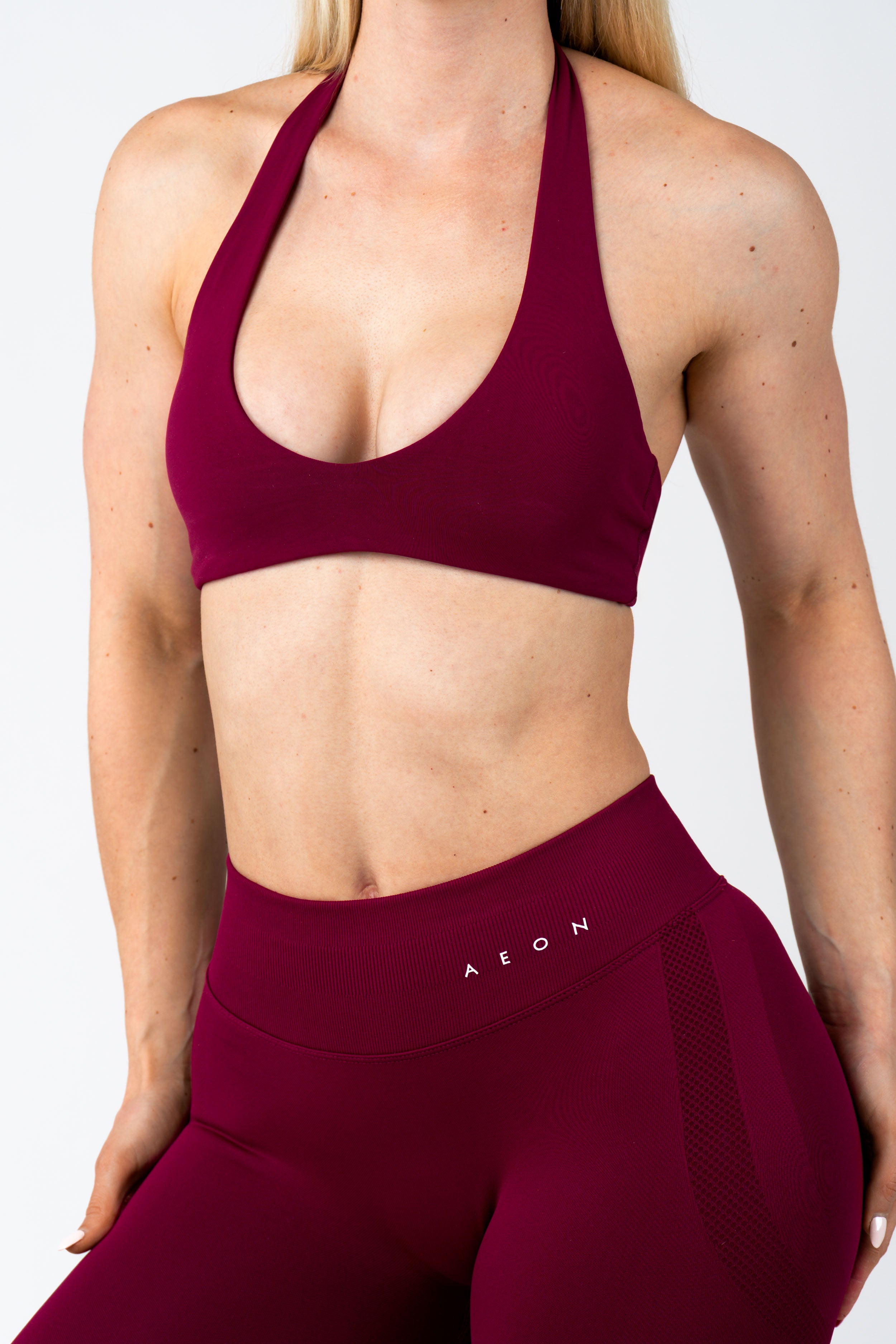 MOTION BEŠAVNI HALTER NECK GRUDNJAK V2