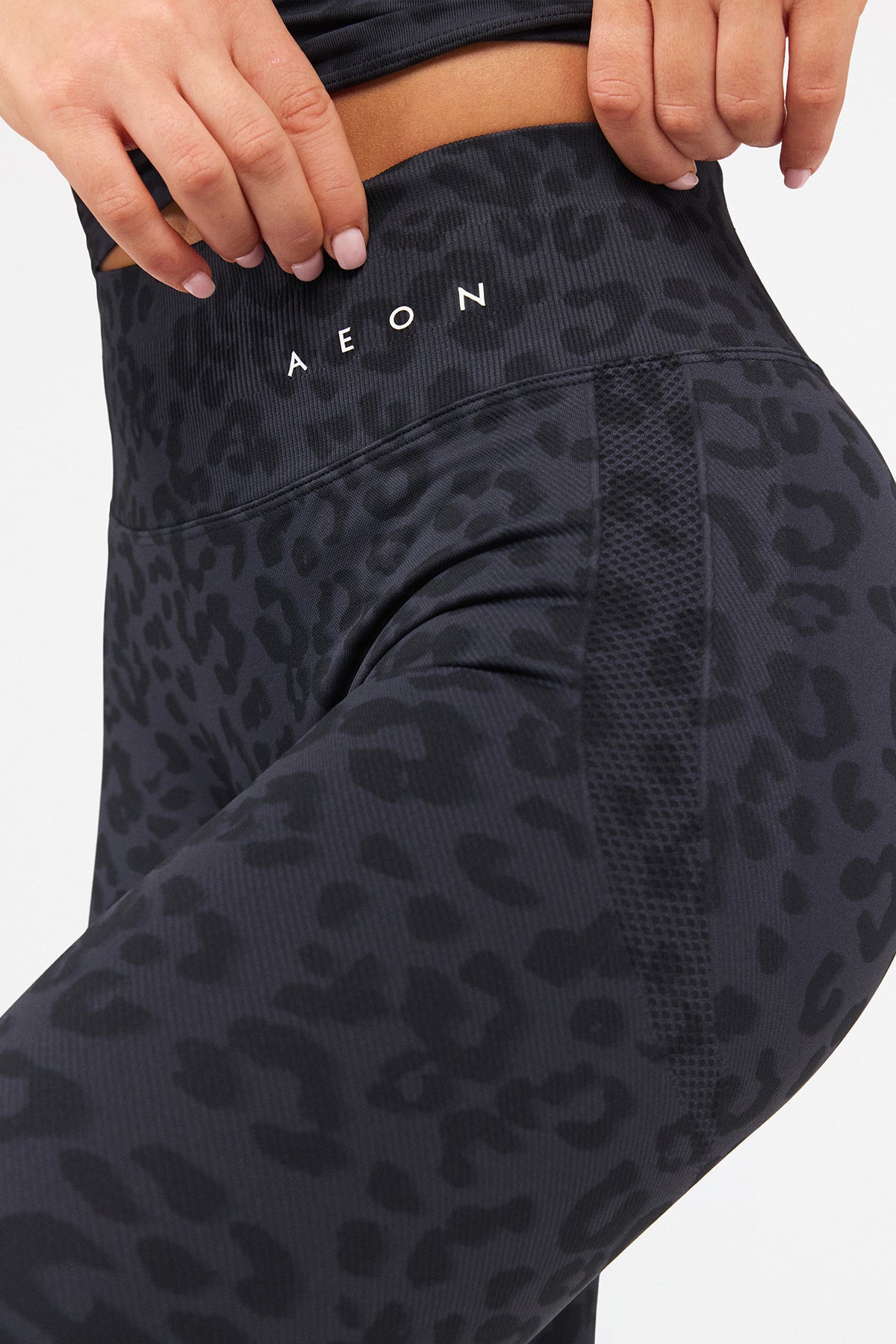 MOTION LEO MID WAIST SCRUNCH TAJICE V2