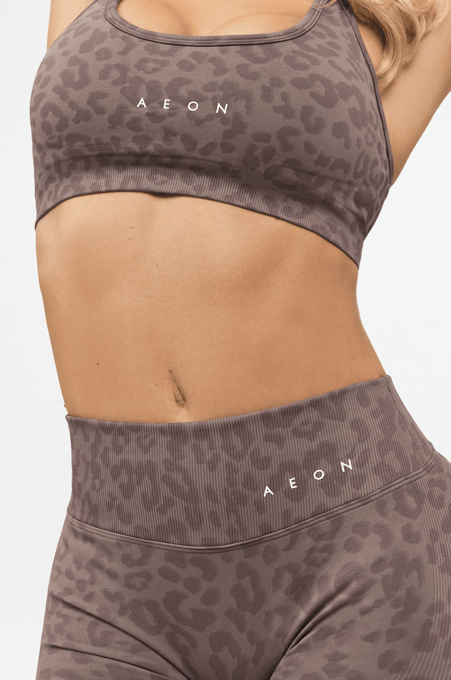 DEFINE LEO V-BACK SCRUNCH LEGGINGS - Aeon Athletics