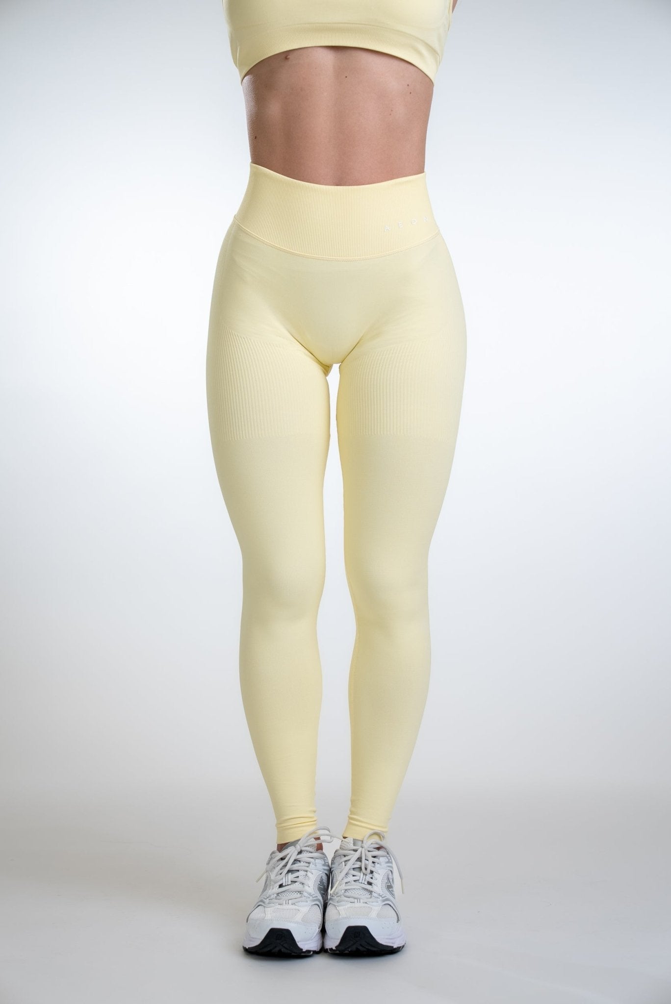 DEFINE SCRUNCH LEGGINGS - Aeon Athletics