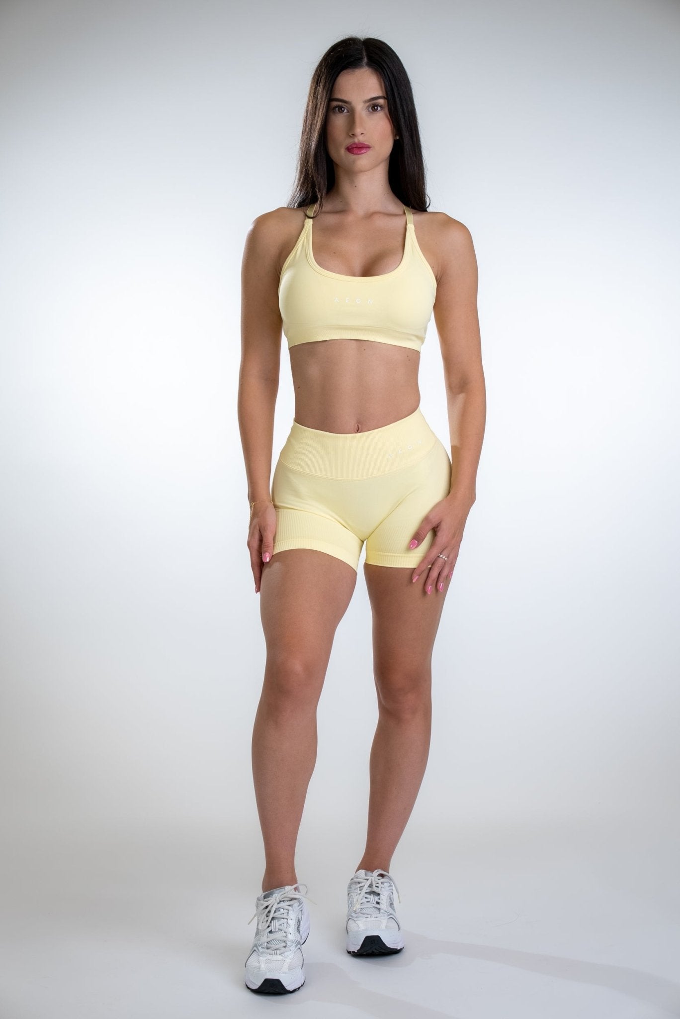 DEFINE V-BACK SCRUNCH SHORTS - Aeon Athletics