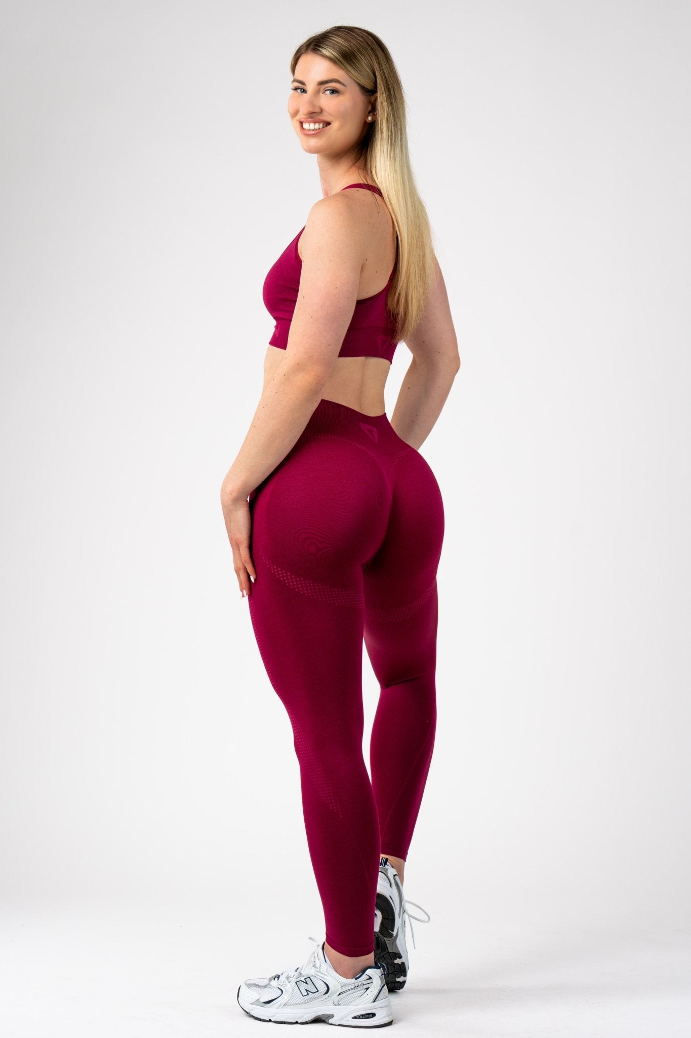 ELEVATE SEAMLESS LEGGINGS - Aeon Athletics