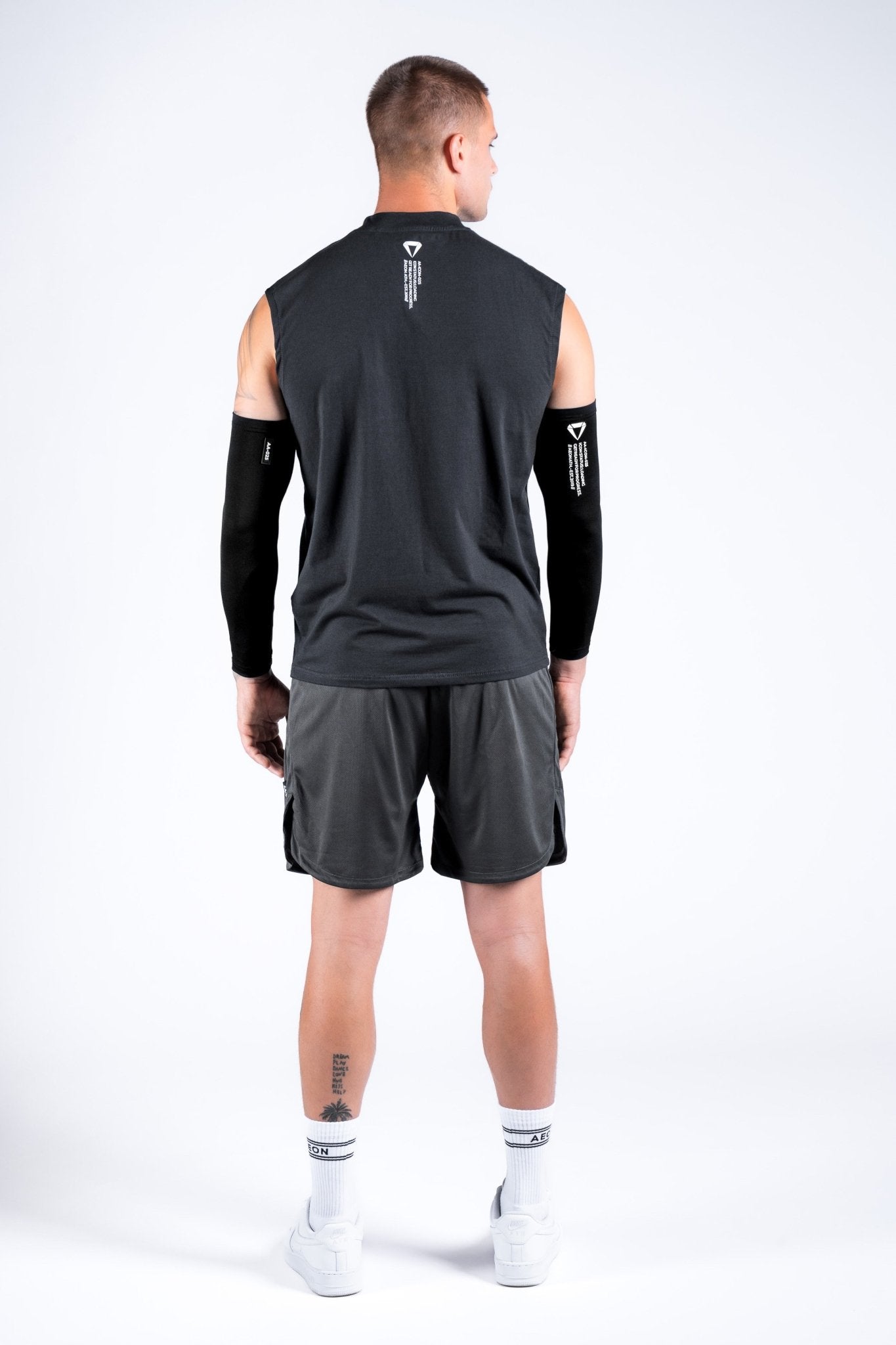 ICON 24/7 SLEEVELESS TEE - Aeon Athletics