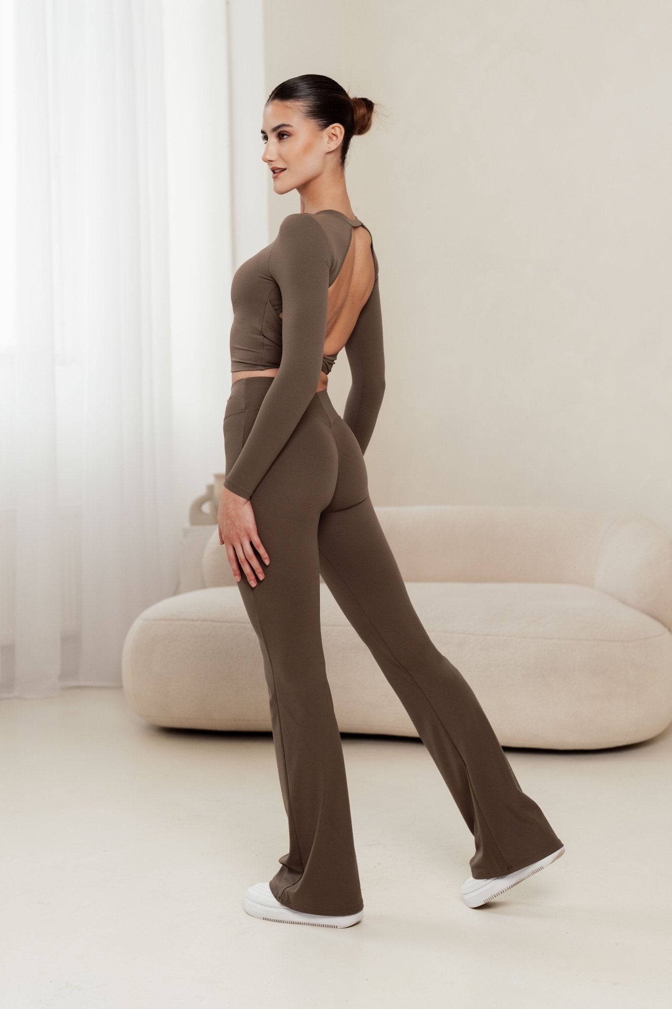 SECOND SKIN SCULPT FLARED LEGGINGS - Aeon Athletics