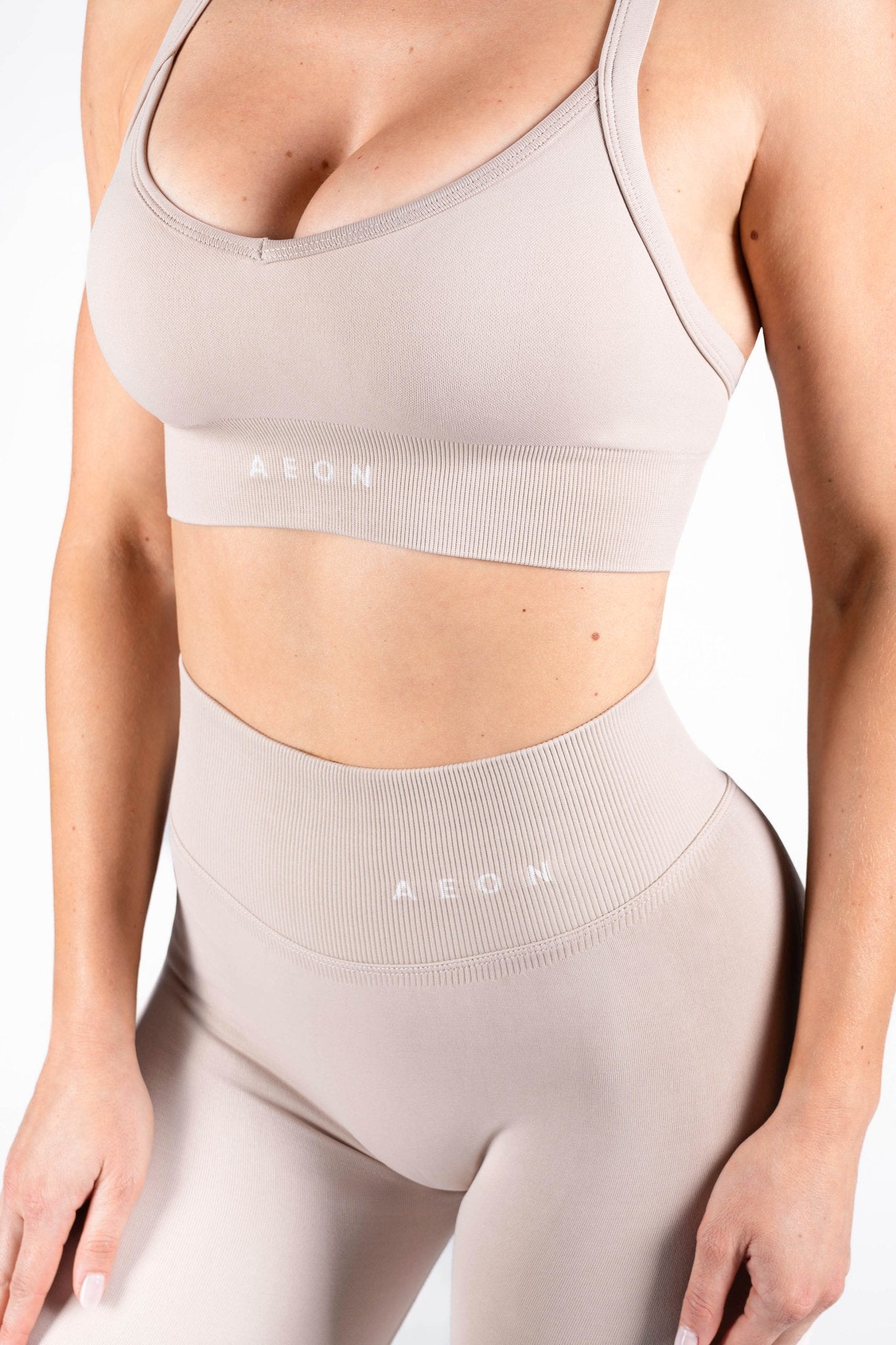 SIGNATURE SEAMLESS BRA - Aeon Athletics