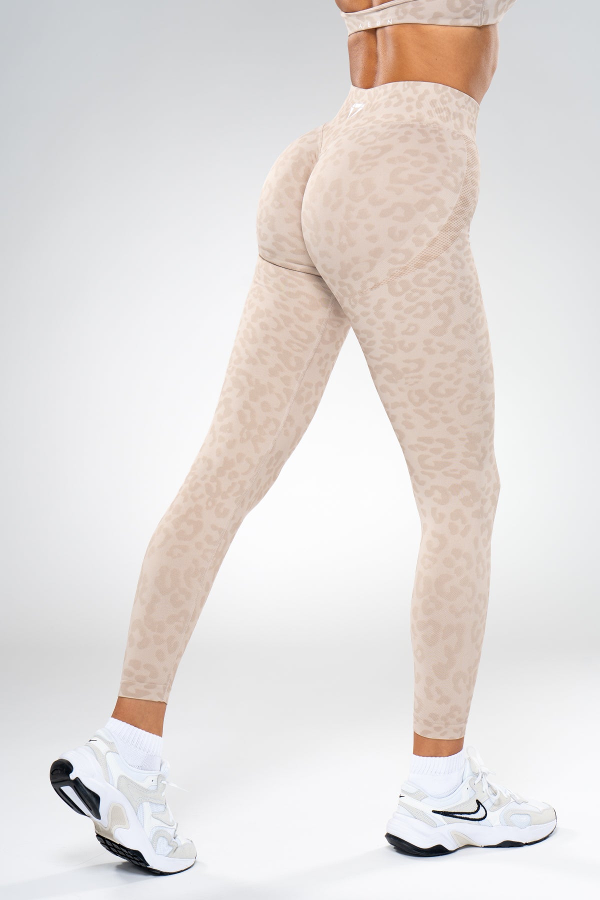 MOTION LEO MID WAIST SCRUNCH TAJICE V2
