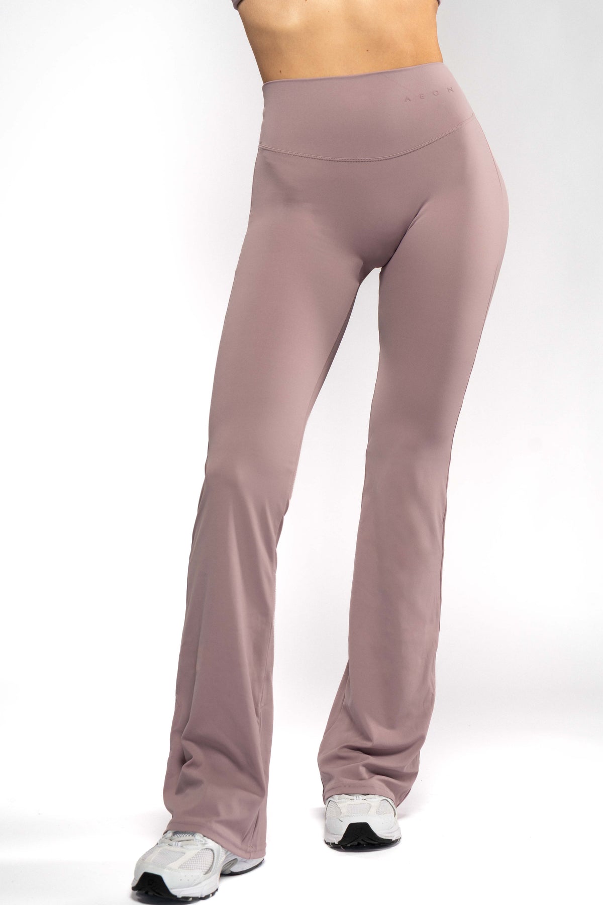 SECOND SKIN V-BACK SCRUNCH FLARED TAJICE