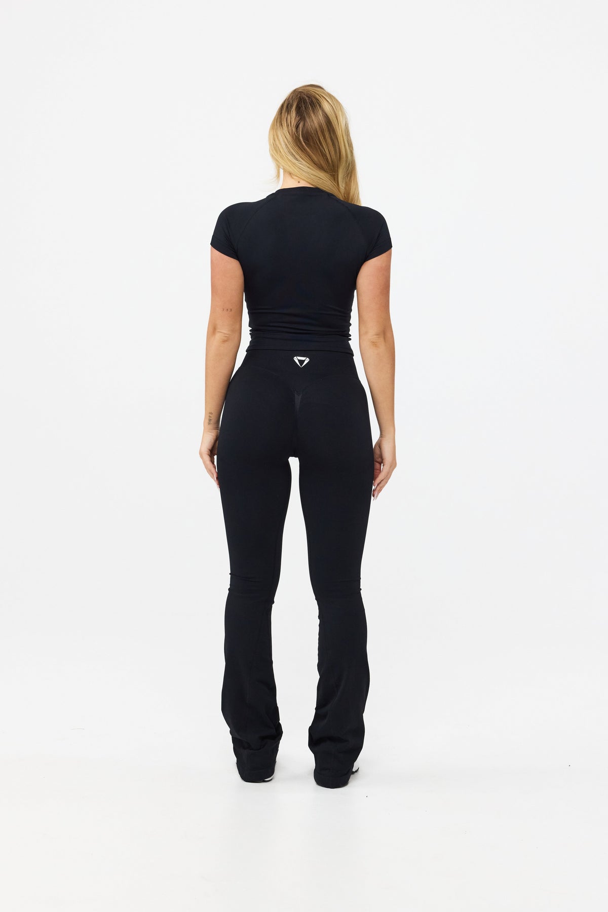 MOTION MID WAIST SCRUNCH FLARED TAJICE V2