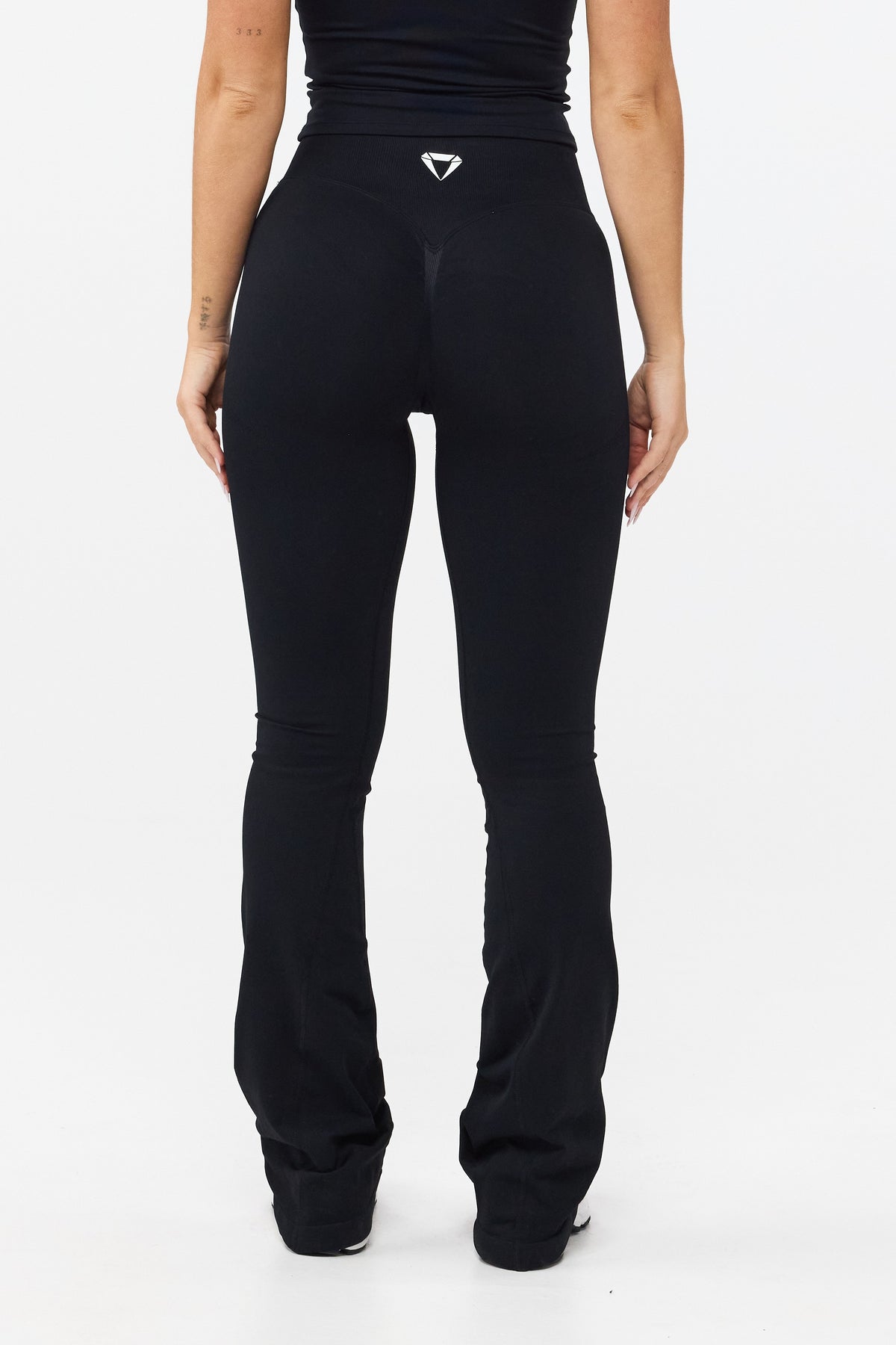 MOTION MID WAIST SCRUNCH FLARED TAJICE V2