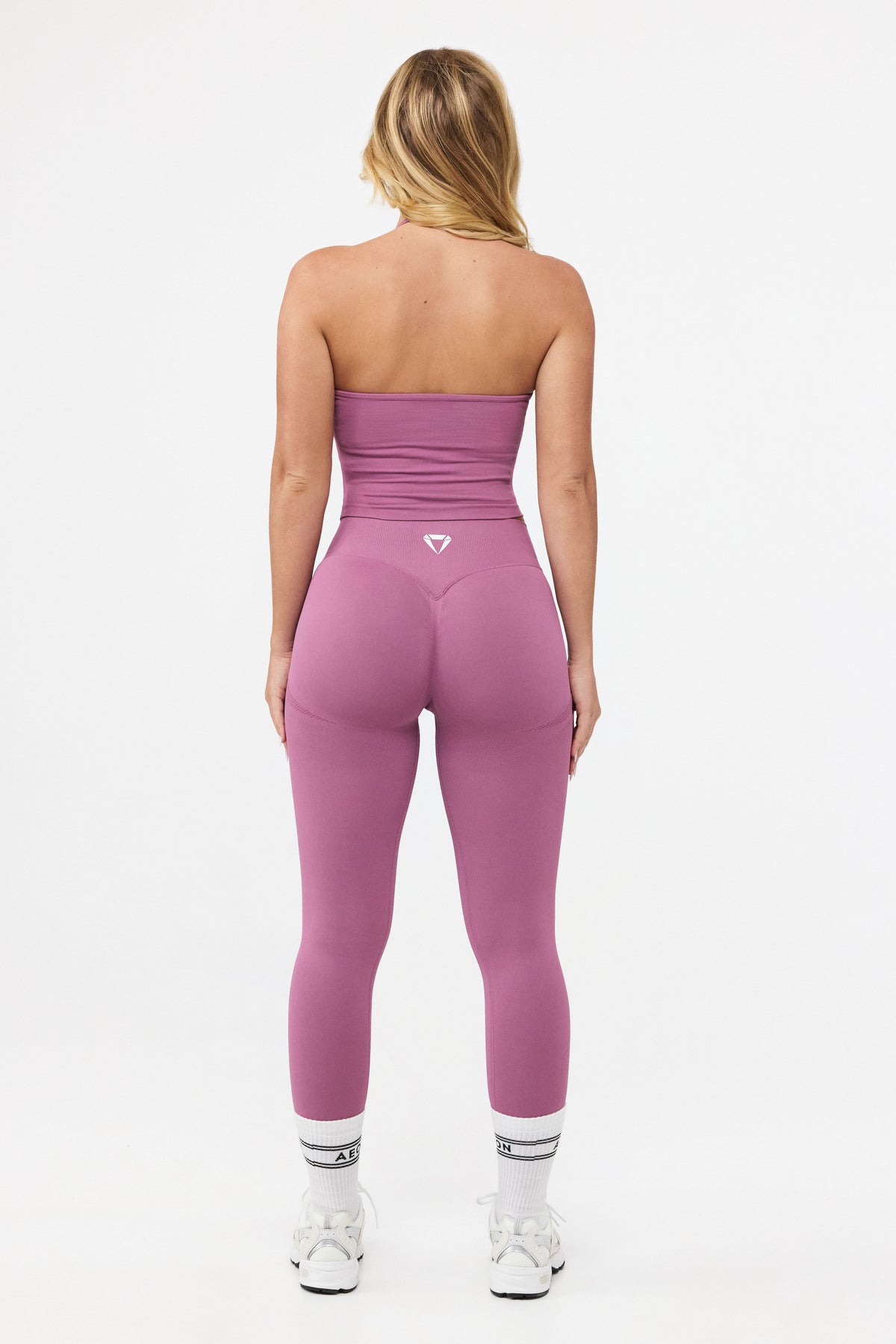 MOTION HALTER NECK TOP V2