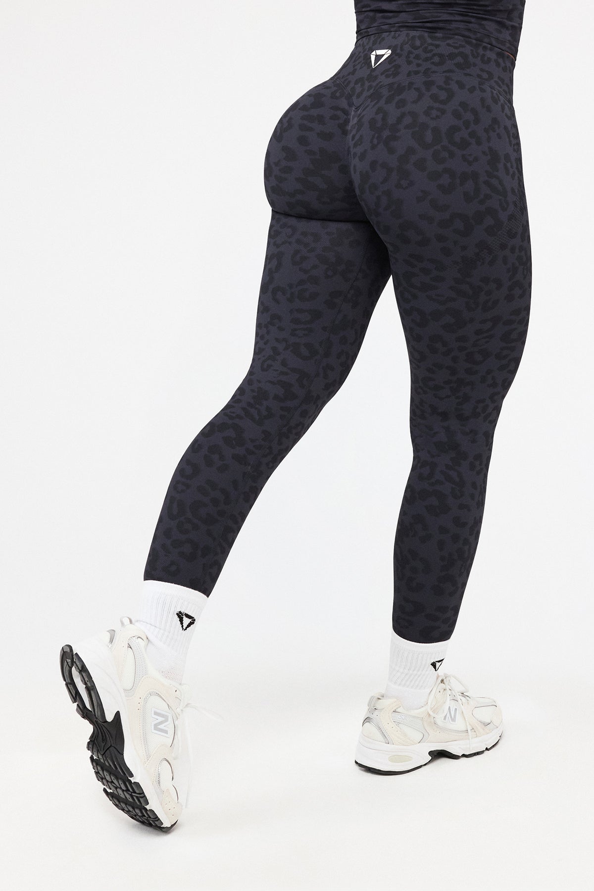 MOTION LEO MID WAIST SCRUNCH TAJICE V2