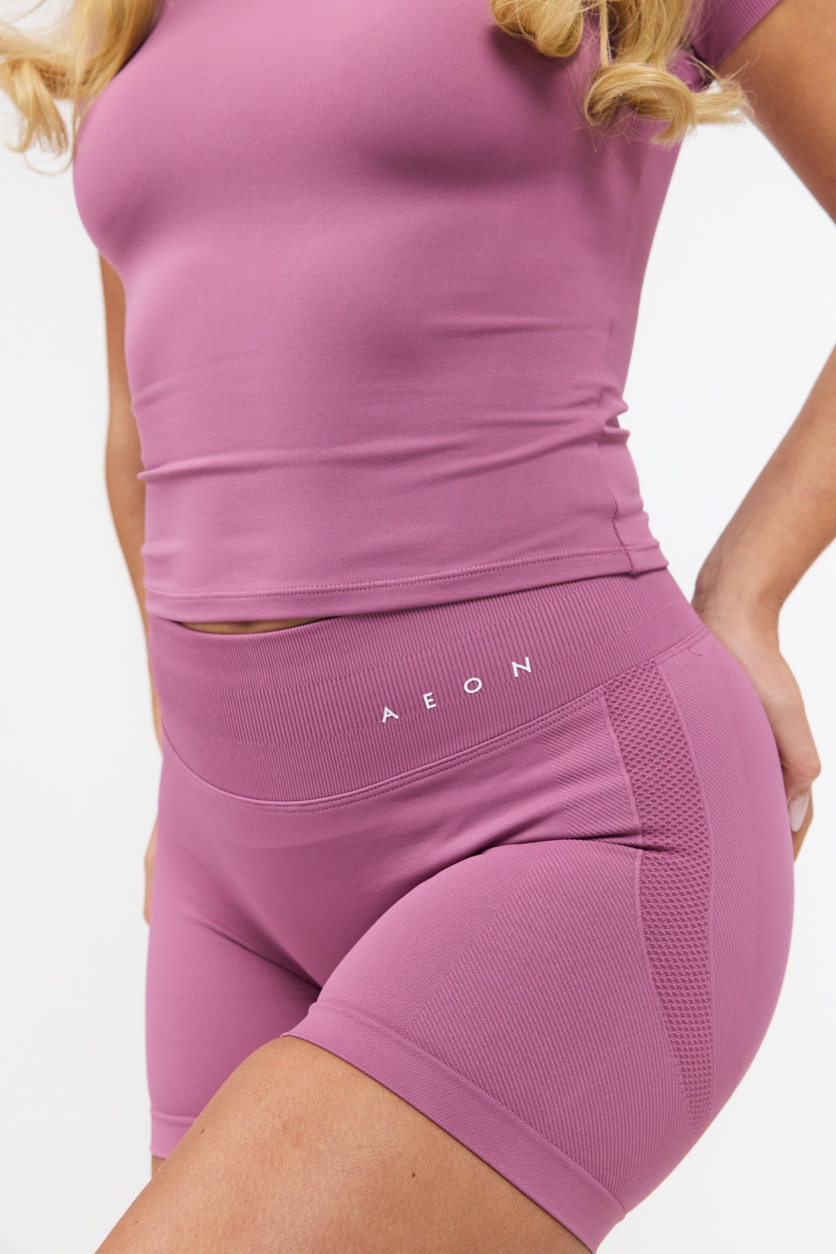 MOTION MID WAIST SCRUNCH KRATKE TAJICE V2