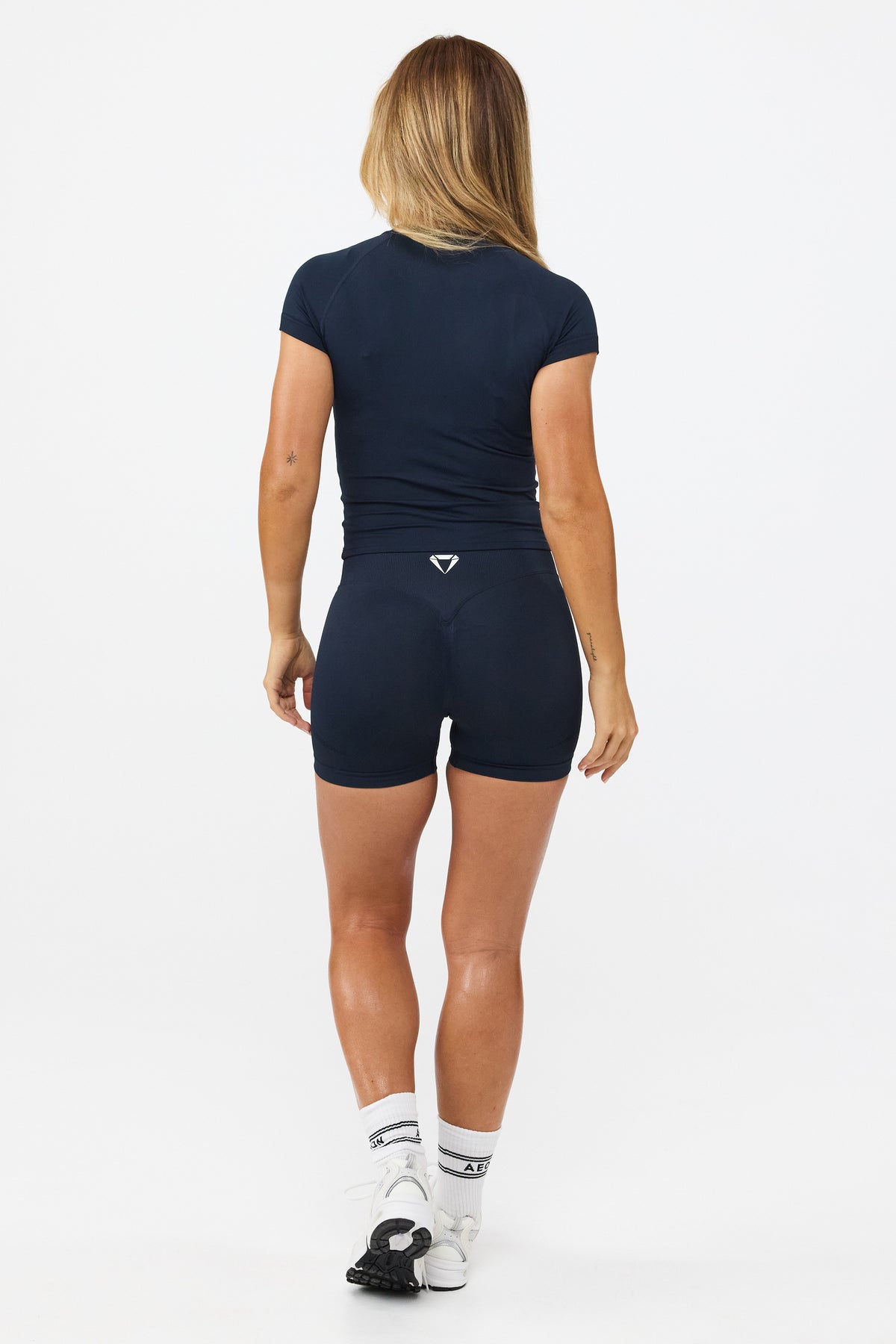 MOTION MID WAIST SCRUNCH KRATKE TAJICE V2