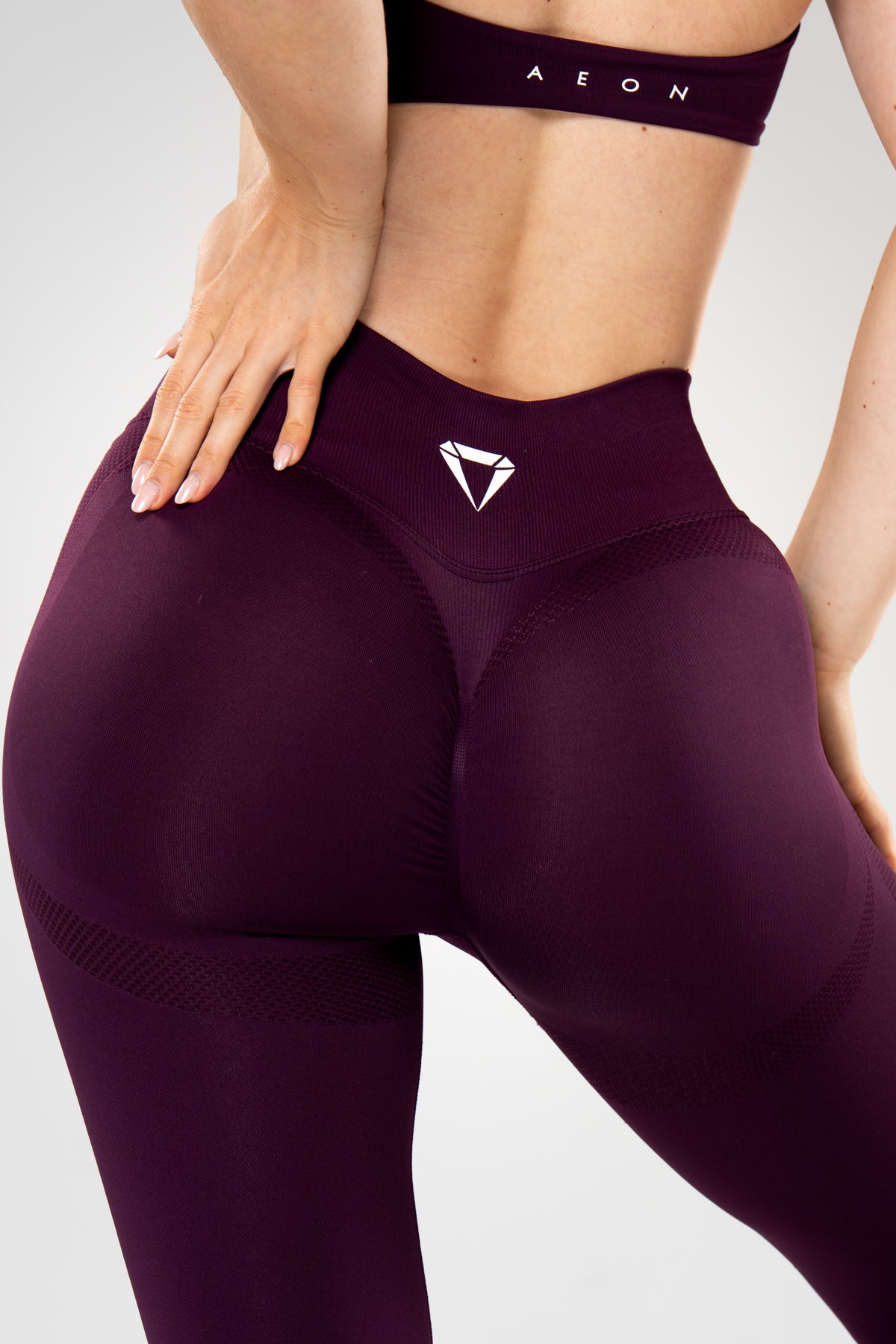MOTION HIGH WAIST SCRUNCH TAJICE