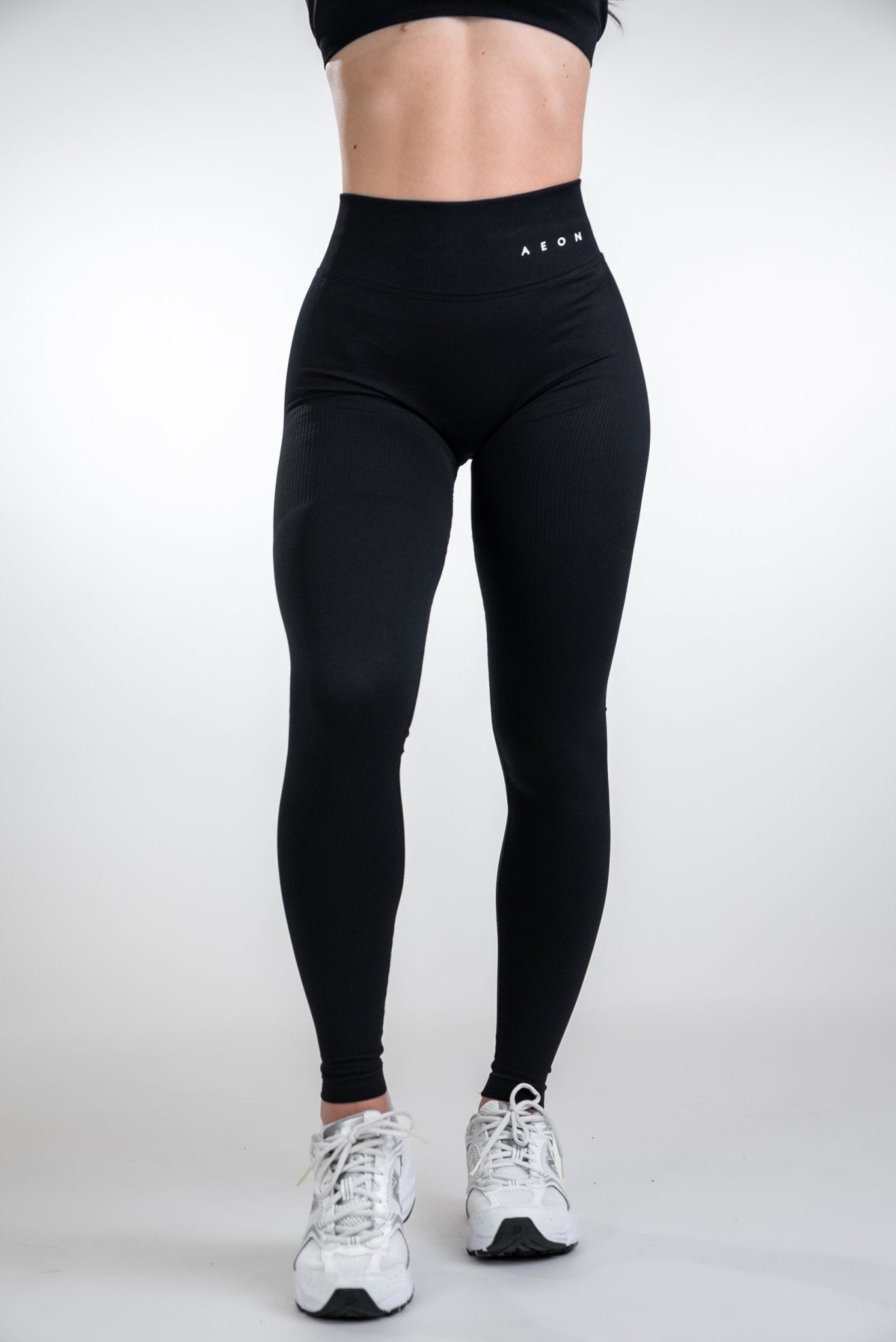 DEFINE SCRUNCH LEGGINGS - Aeon Athletics