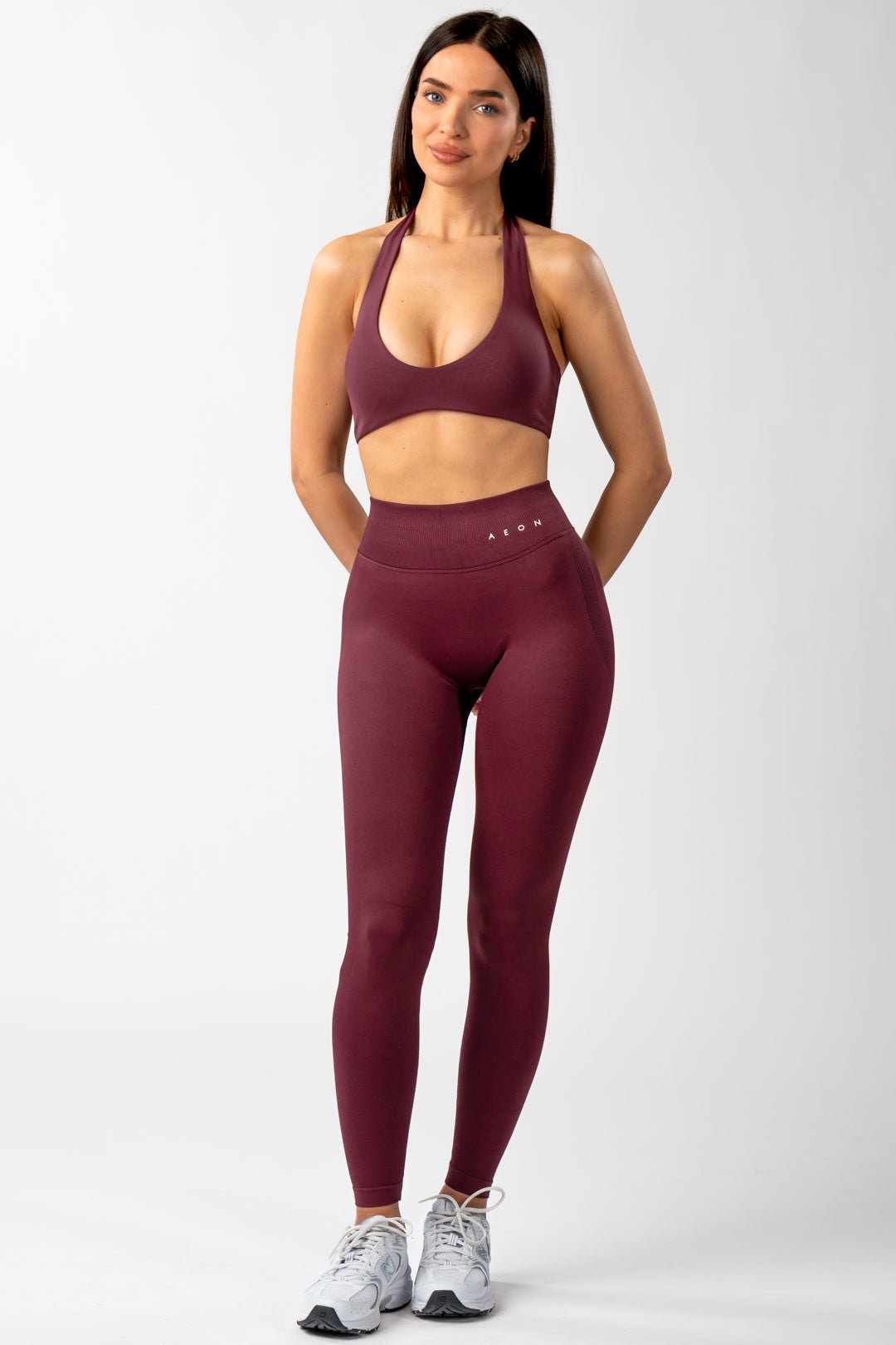 MOTION SEAMLESS HALTER NECK BRA V2 - Aeon Athletics