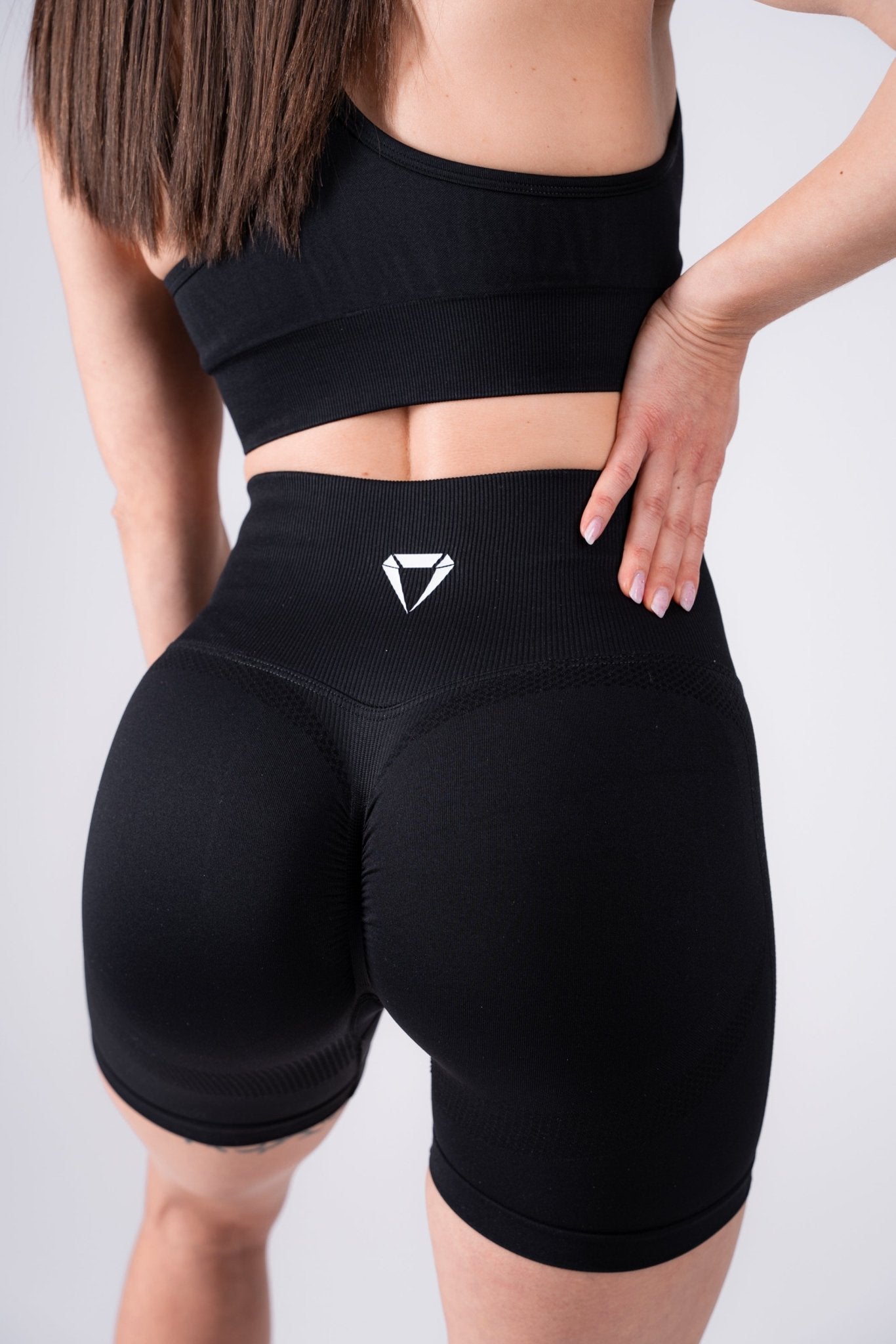 MOTION SEAMLESS SHORTS - Aeon Athletics